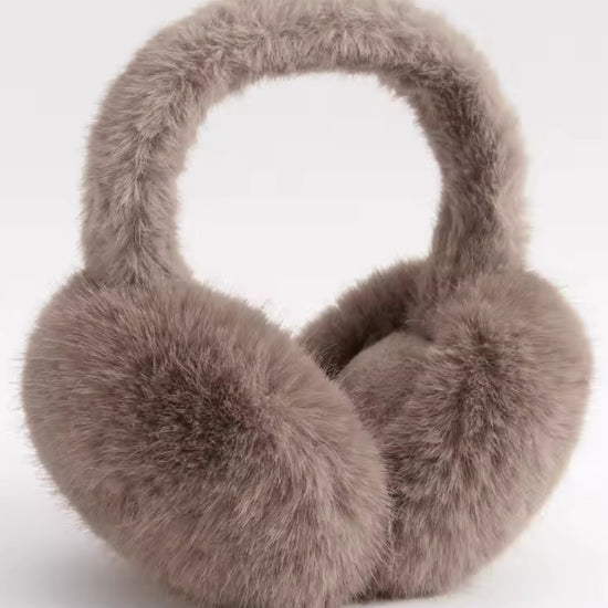 Cache oreille femme en fourrure brun foncé