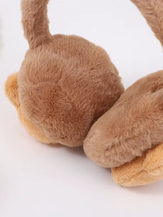 Cache oreille garçon avec un design d'ourson marron vue de l'intérieur